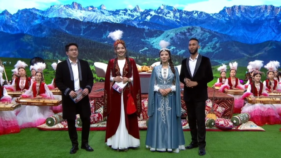 Казахстанцы в прямом эфире поздравляли родных и близких