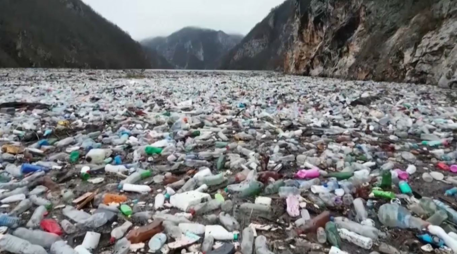 Пластикалық қалдықтар дағдарысы: ғалымдар дабыл қағуда