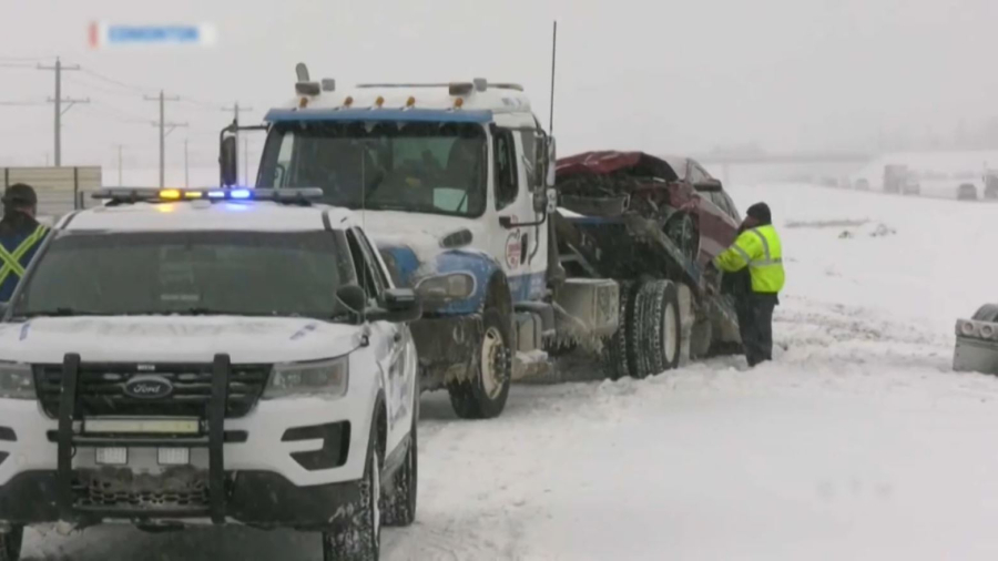 Канадада мыңдаған үй жарықсыз отыр