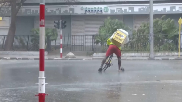 Шторм «Рафаэль» обрушился на Кубу