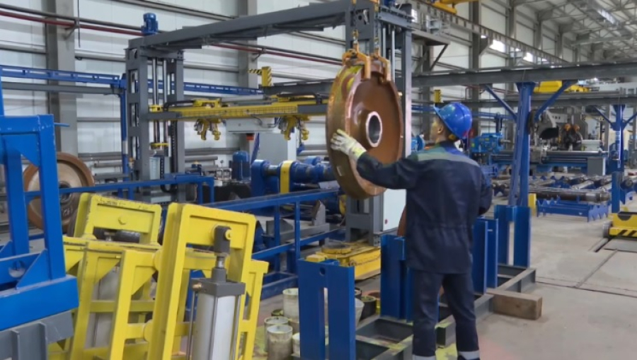 Новое производство запустили на вагоностроительном заводе в Атырау
