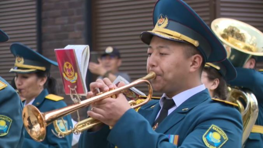 Ветеран войны из Алматы отмечает 100-летний юбилей