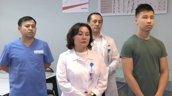 Елордада алғаш рет жамбасында кінәраты бар жеткіншекке операция жасалды