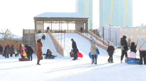 ₸385 млрд направили на соцвыплаты в связи с беременностью и родами в 2024 году