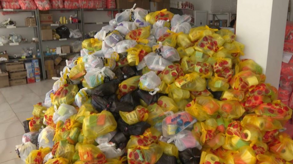 Гумпомощь доставляют пострадавшим от паводка жителям Актюбинской области