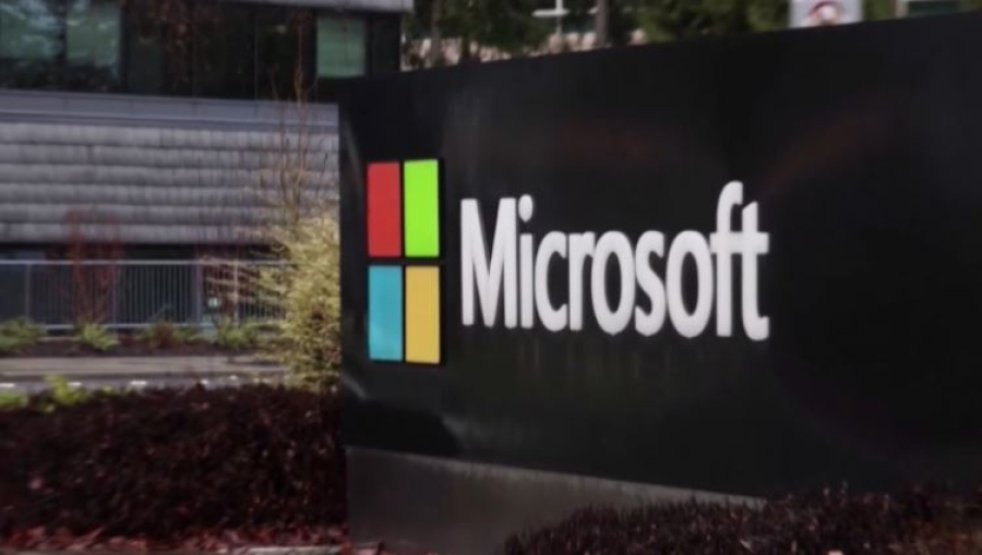 Microsoft планирует уволить семь тысяч сотрудников