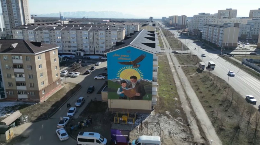 Талдықорғанда «Ата Заңым  – айбыным» атты мурал салынды