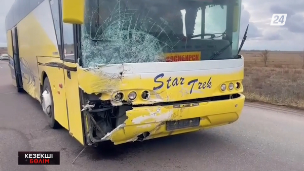 Қарағанды ​​облысында жеңіл көлік автобуспен соқтығысты
