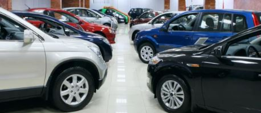 Автосалоны навязывали ненужные услуги алматинцам