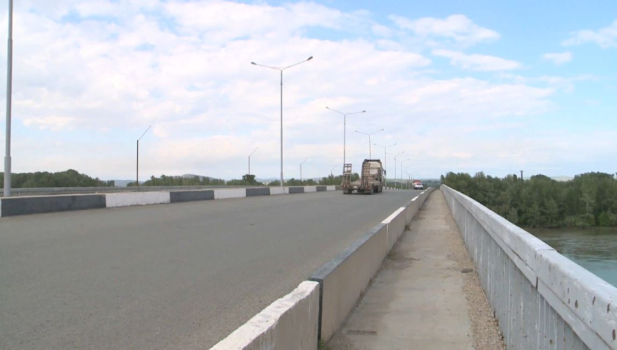 Өскеменде басты көпір толық ашылды