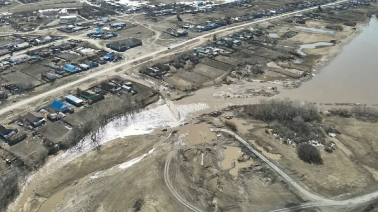 Перелив через мост произошел в Зерендинском районе