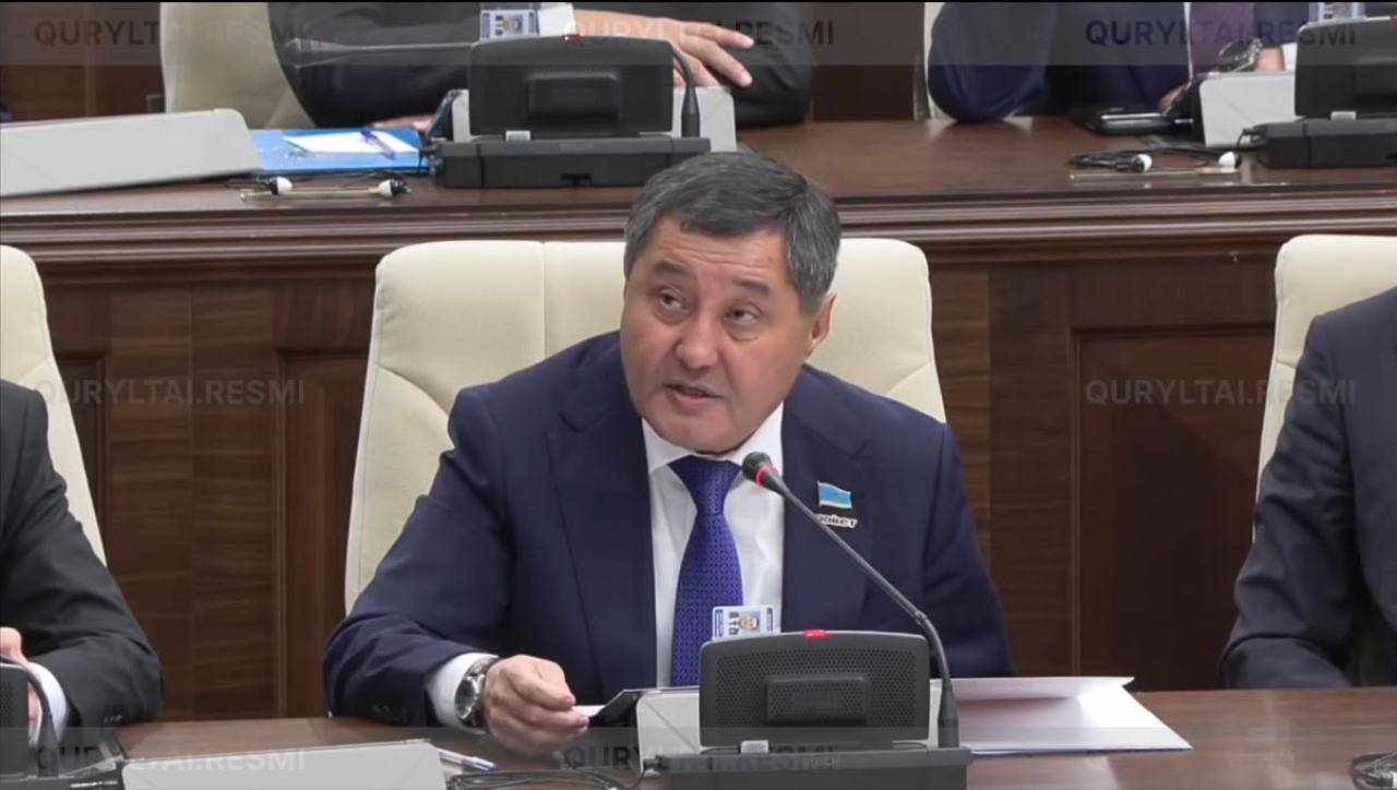 Депутат түнгі жарыстарды шу өлшейтін камералармен бақылауды ұсынды