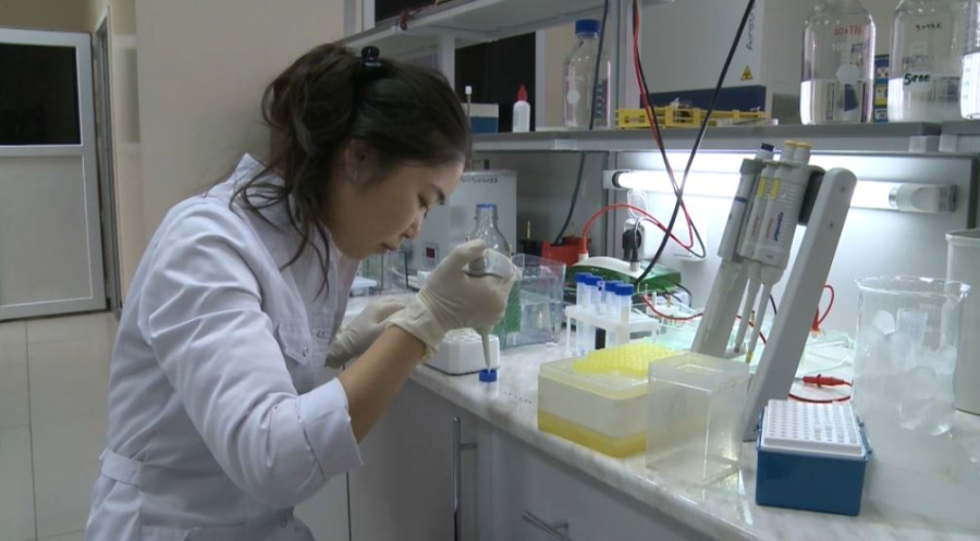 Бүгін – Ғылым қызметкерлерінің күні