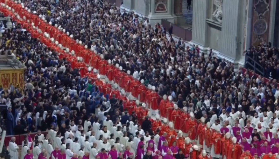 133 кардинала-выборщика примут участие в конклаве