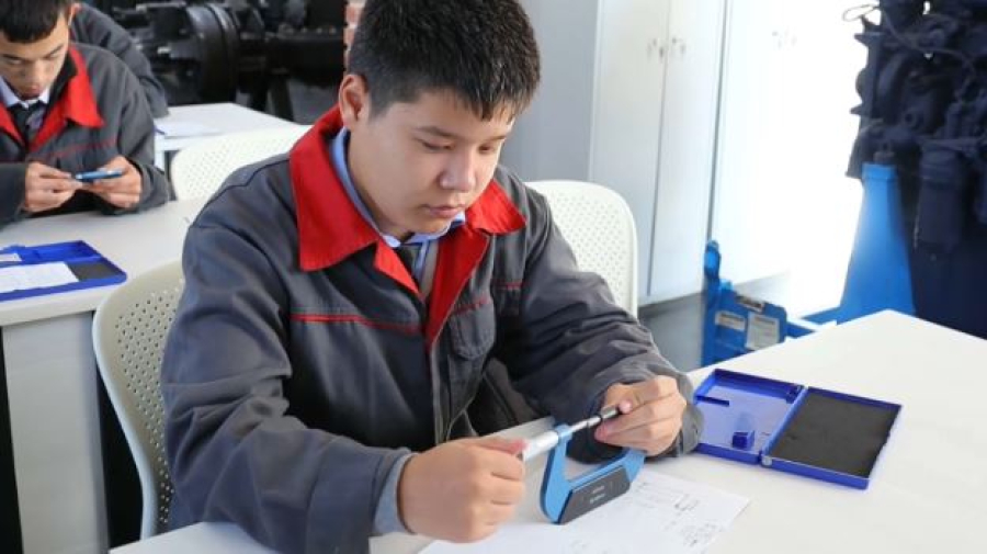 Рабочую сферу выбрали пять тысяч студентов