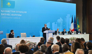 Лидеры Казахстана и Франции приняли участие в бизнес-форуме