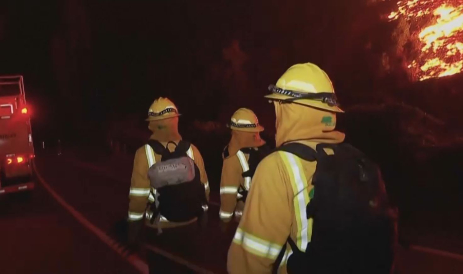 Чилиде өртке байланысты 2000-нан астам адам қауіпсіз жерге көшірілді