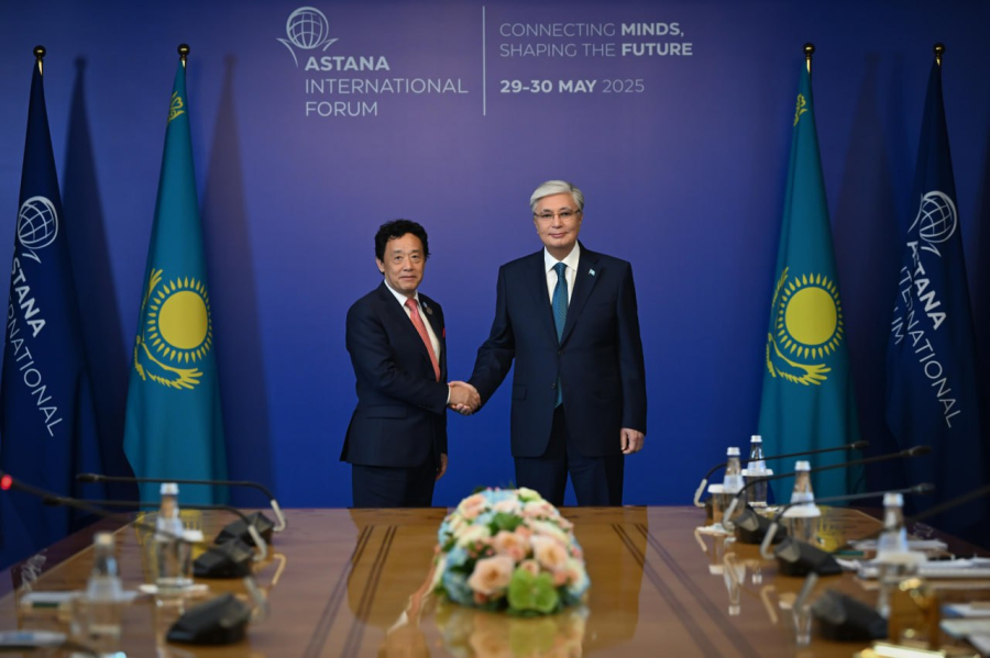 Президент FAO бас директорымен кездесті