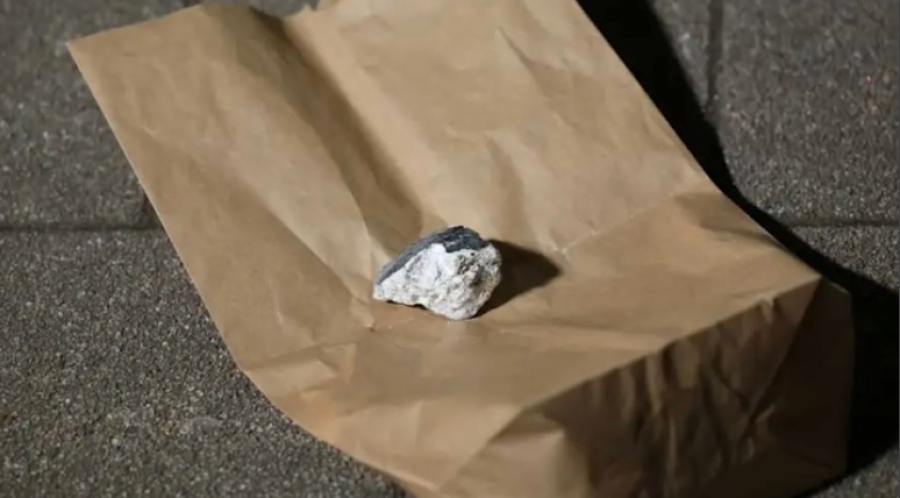 Обломки метеорита упали на жилые дома в Германии