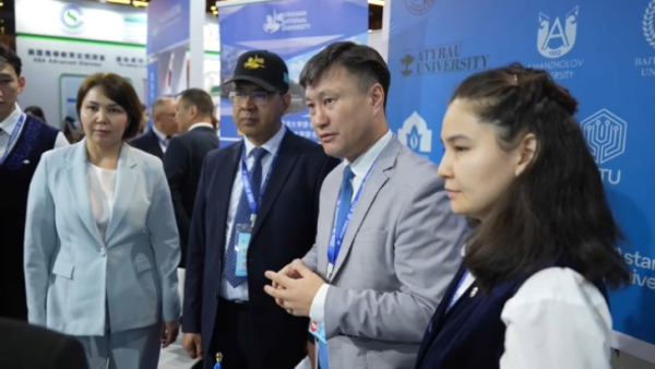 Казахстанские университеты участвуют в CIEET 2026
