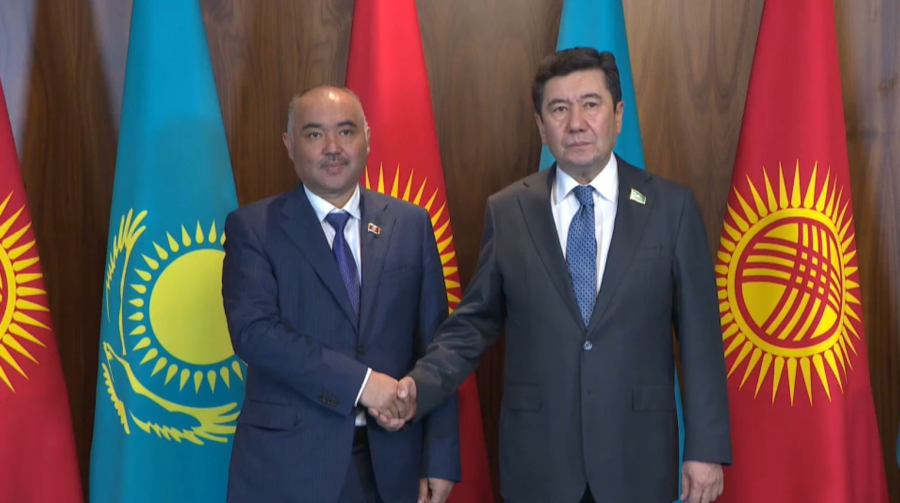 Казахстан и Кыргызстан усиливают межпарламентское сотрудничество