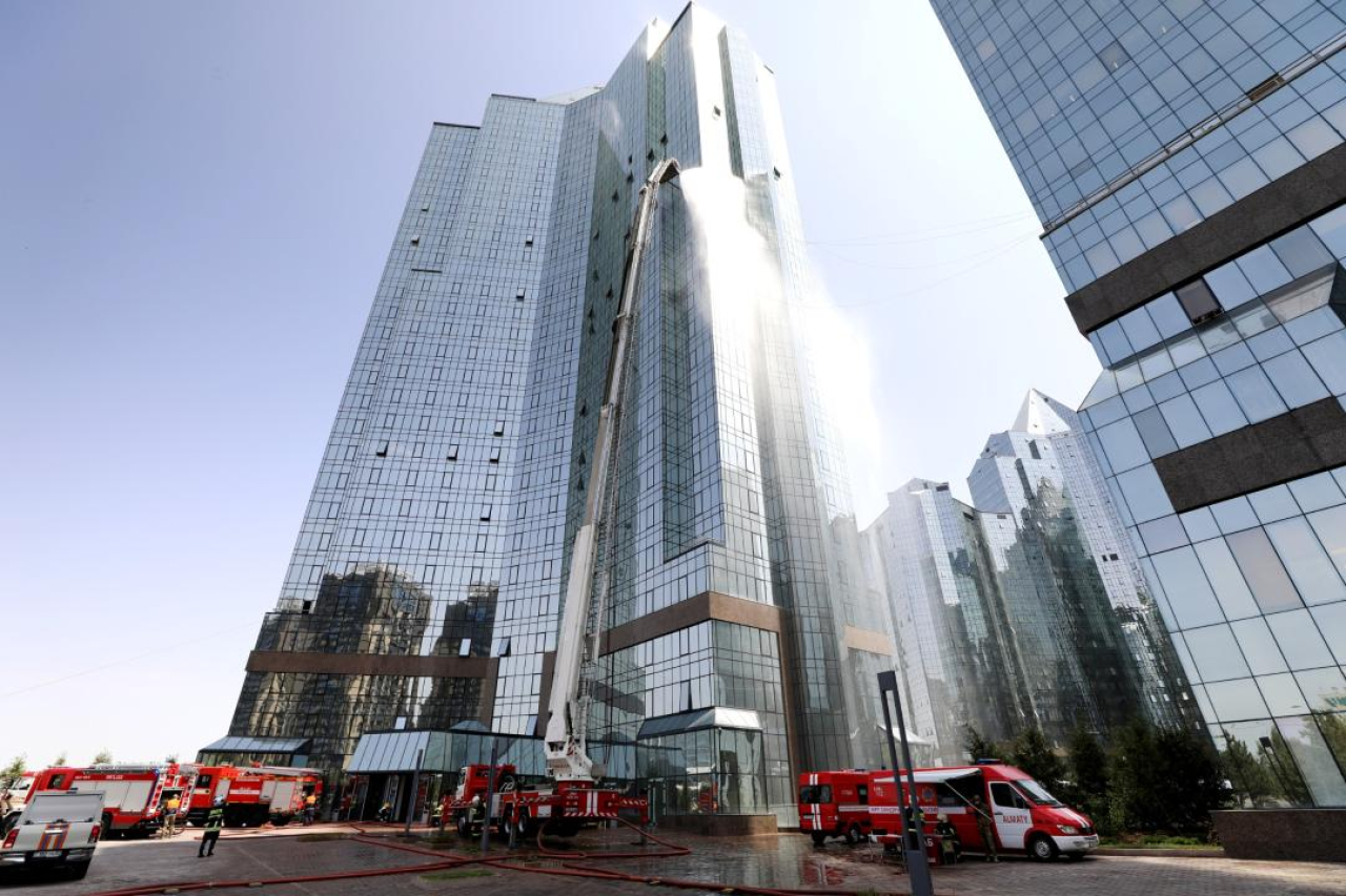 Масштабные пожарно-тактические учения провели в Алматы