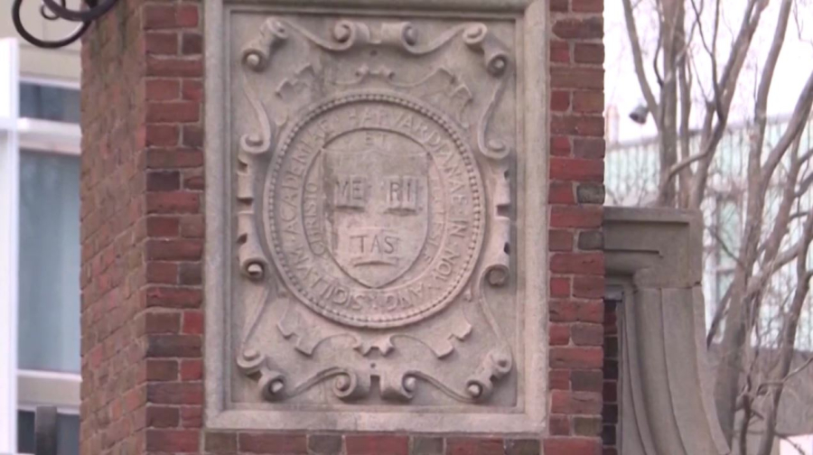 Трамп потребовал от Гарварда сократить приём иностранных студентов до 15%