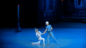 Популярный балет «Легенда о любви» представили столичным зрителям