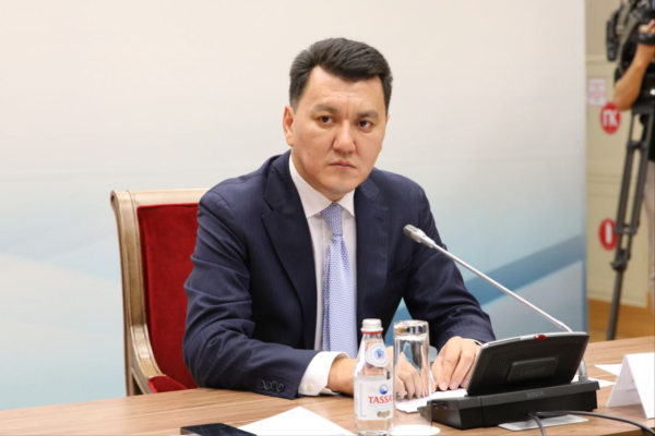 Қарин: Заң актілеріне 70 түзету енгізіледі