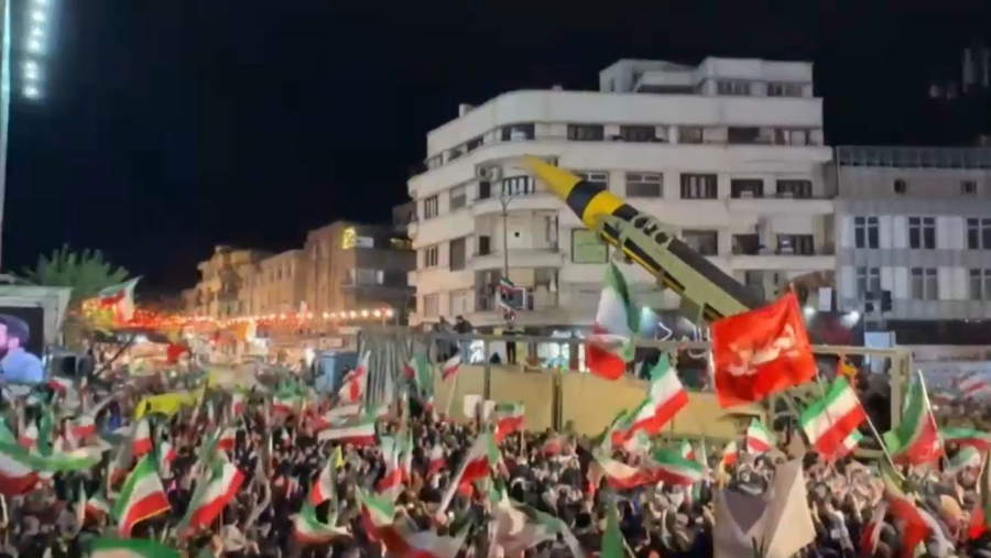 Иран баллистикалық зымыранын көрсетті