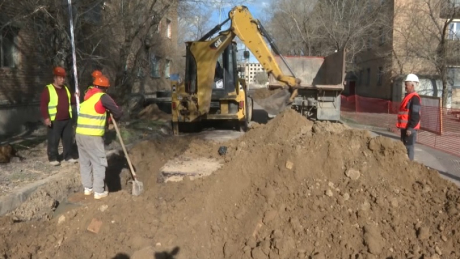 В Каражале реконструируют канализационные сети