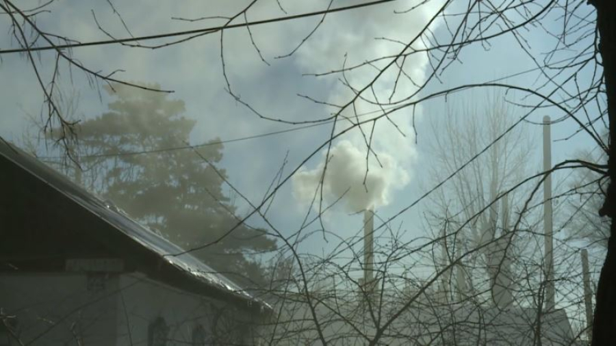 Густой смог накрыл Караганду