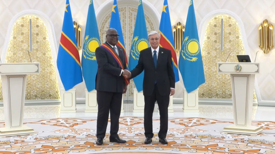 Президент КДР басшысын марапаттады