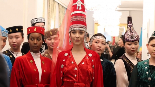 Паводки в РК: благотворительный вечер провели в Париже