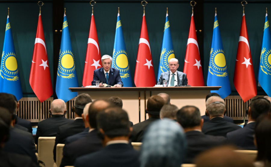 Қ. Тоқаев пен Р. Ердоған БАҚ өкілдері үшін брифинг өткізді