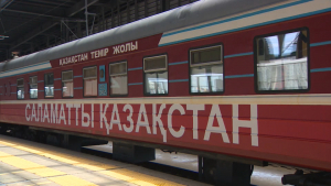 Медицинский поезд «Саламатты Қазақстан» отправился в путь по Казахстану