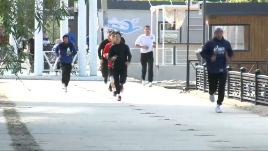 Марафон, посвящённый Дню единства, состоялся в Атырау