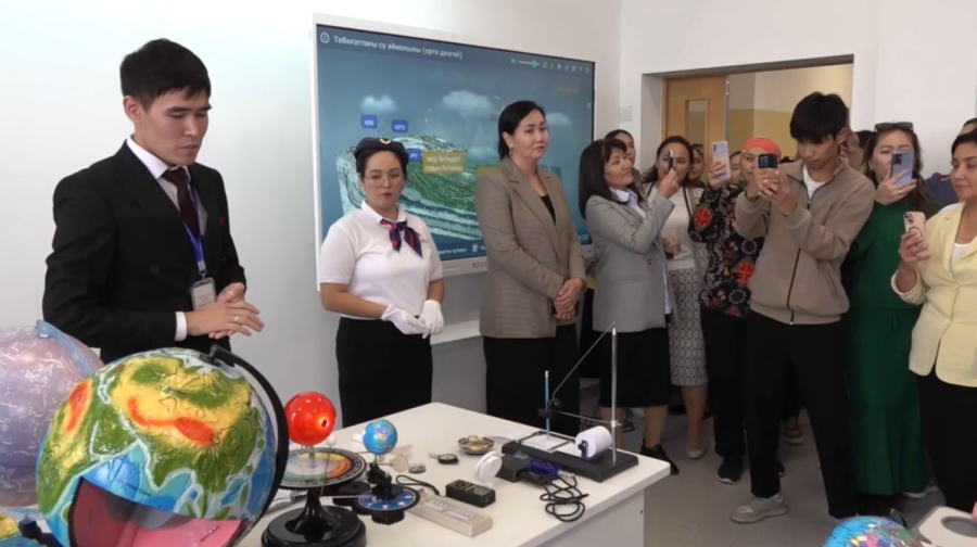 Новая школа в Атырау приняла гостей на Дне открытых дверей