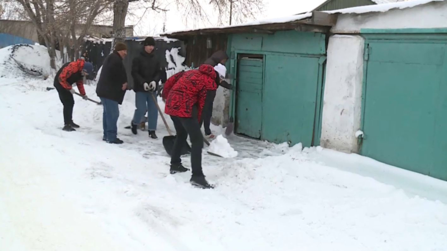 Қарағанды облысында жастар қарияларға көмектесті