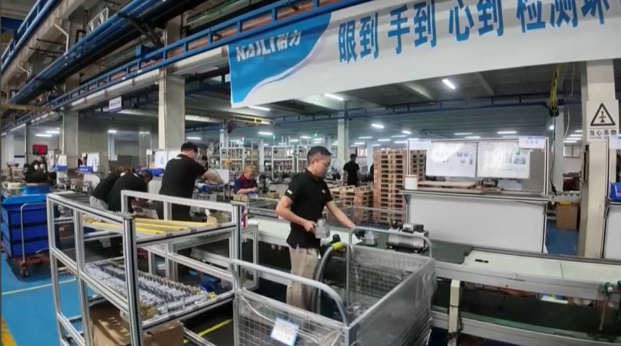 Қытайда жұмыссыз жастар көбейді