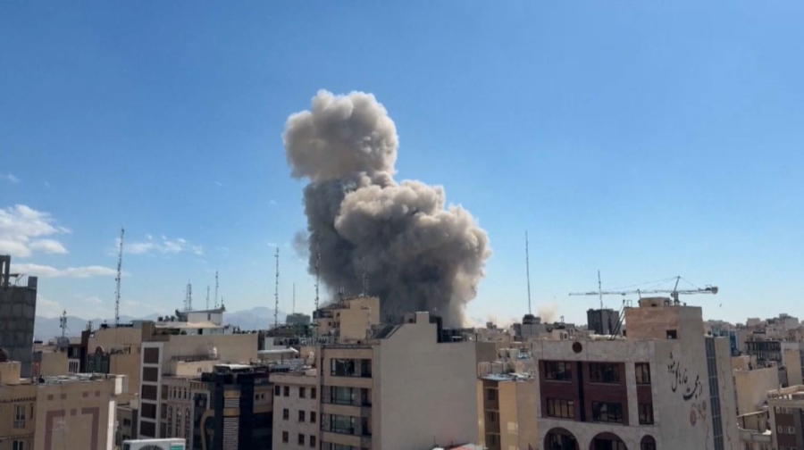 Девять тысяч объектов пострадали от ударов в Иране