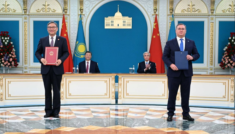 Қазақстан мен Қытай басшыларының келіссөзінен кейін 24 құжатқа қол қойылды