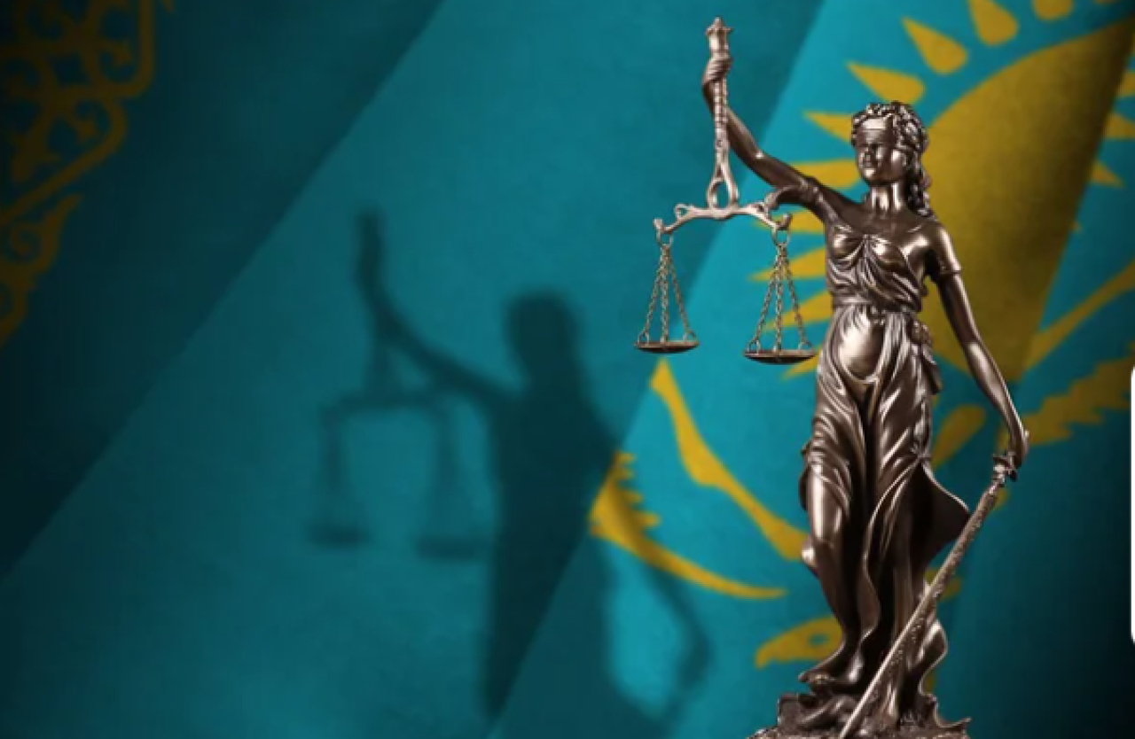 Сенат освободил от должностей судей Верховного суда Казахстана
