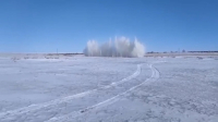 Лед взрывают на реках Карагандинской области