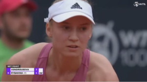 Елена Рыбакина вышла в четвертьфинал турнира в Риме