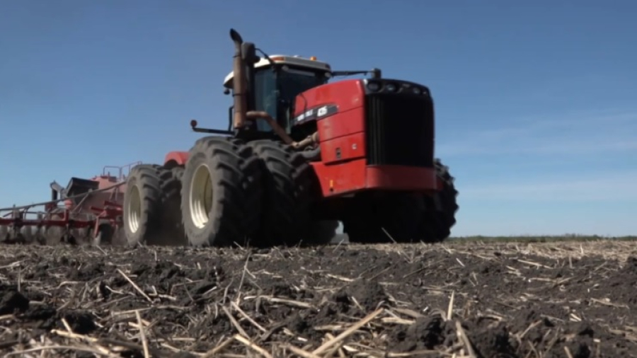 Казахстанские аграрии засеют 23,8 млн га полей в этом году