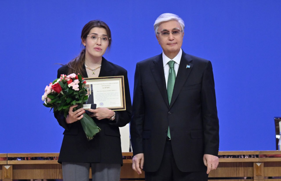 Президент объявил благодарности родным погибших при исполнении служебного долга