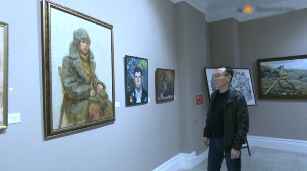 Выставку к 80-летию Победы открыли в Астане