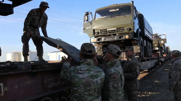 Больше тысячи военных направили в Атыраускую область