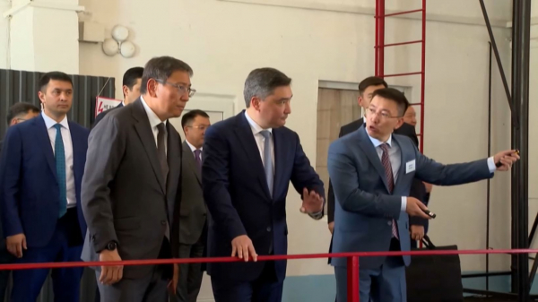 О. Бектенов Президенттің Үкіметке жүктеген тапсырмаларының орындалуын тексерді